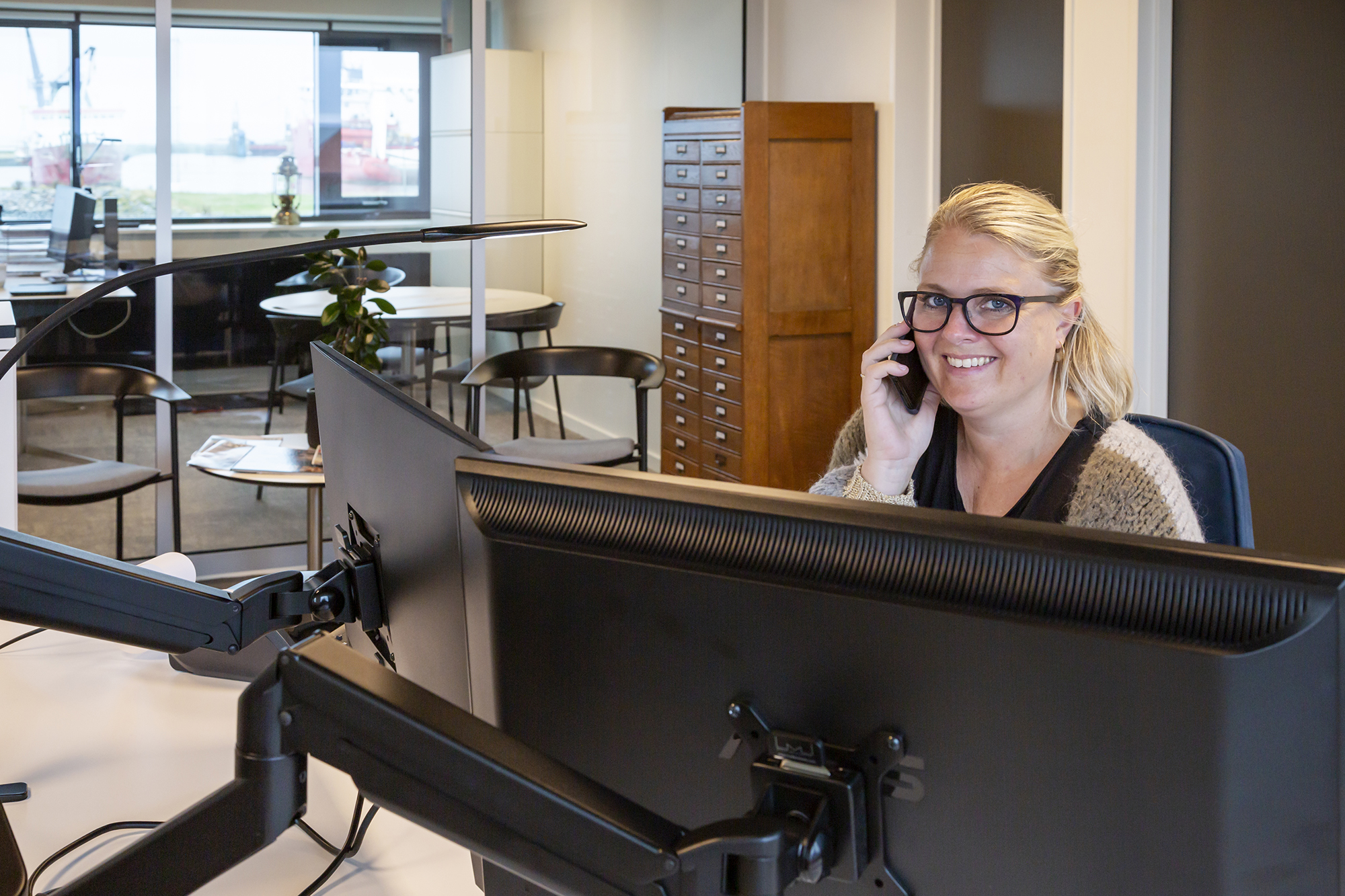 Administration Anja 15A0906 Web